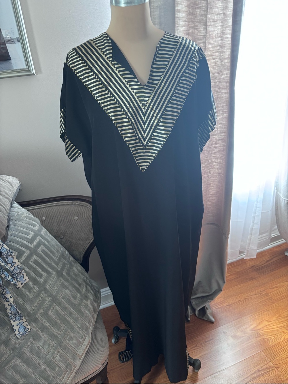 Mouftah El Chark Artisanat Libanais Metallic Chevron Kaftan Dress